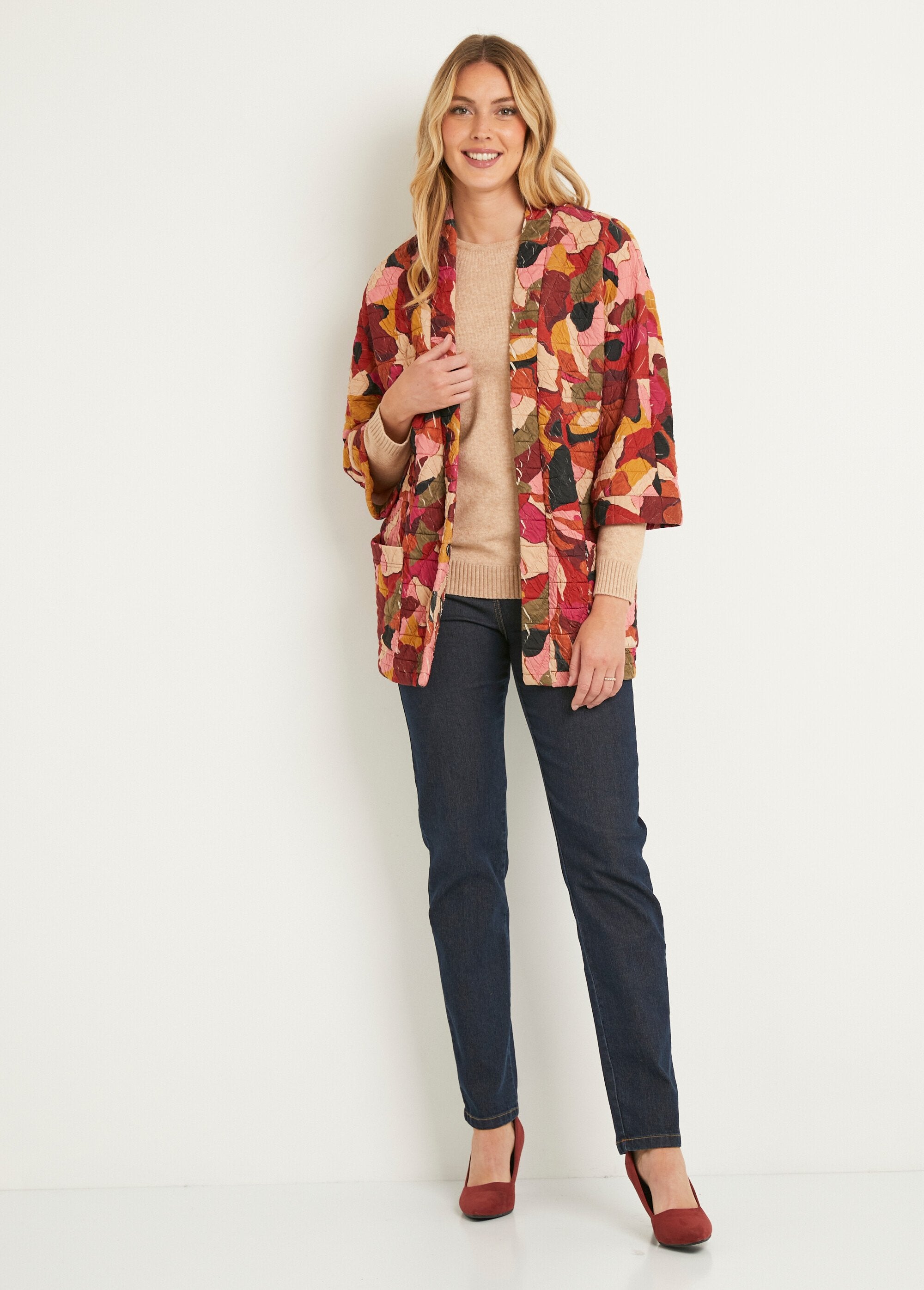 Chaqueta_larga_acolchada_con_estampado_de_borde_a_borde_Rose_et_marron_SF1_slim