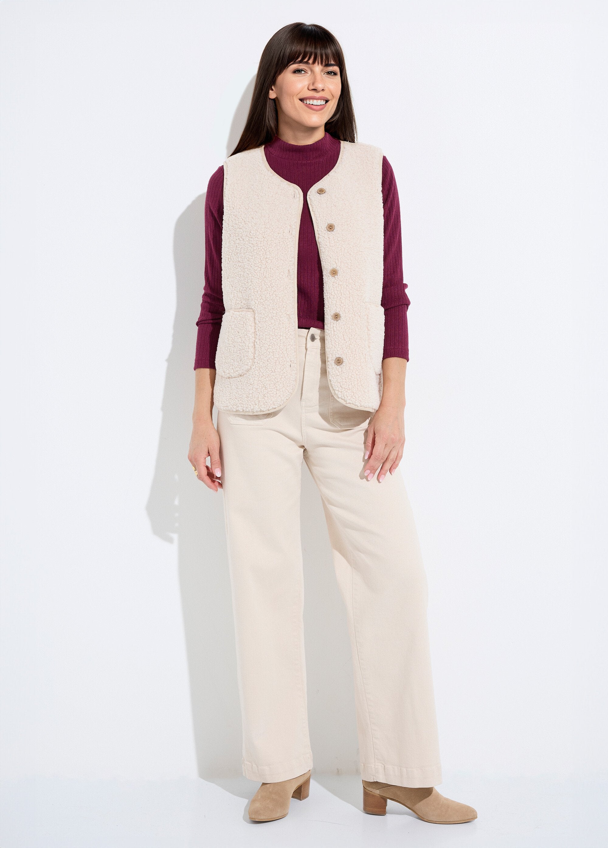 Chaqueta_sin_mangas_de_sherpa_con_interior_aterciopelado._Beige_SF1_slim