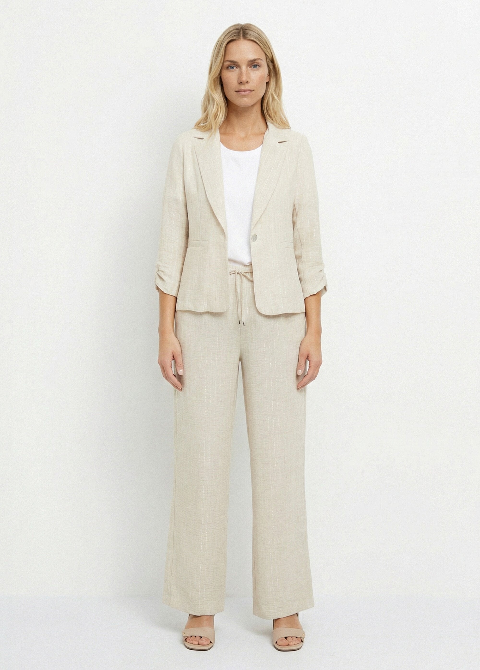 Veste_tailleur_rayée,_aspect_irrégulier_Beige_SF1_slim